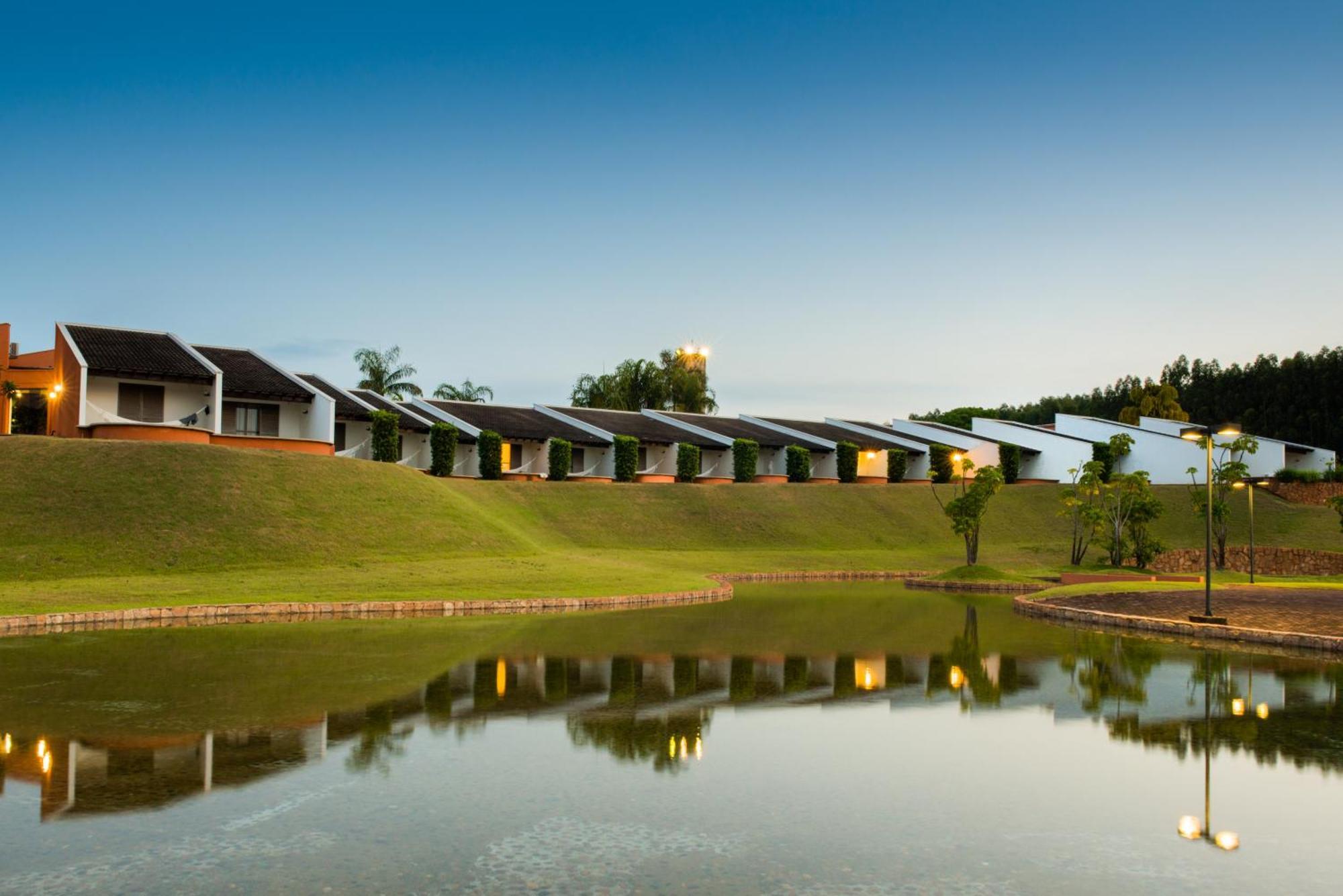 Blue Tree Thermas De Lins Resort Exterior photo The Village