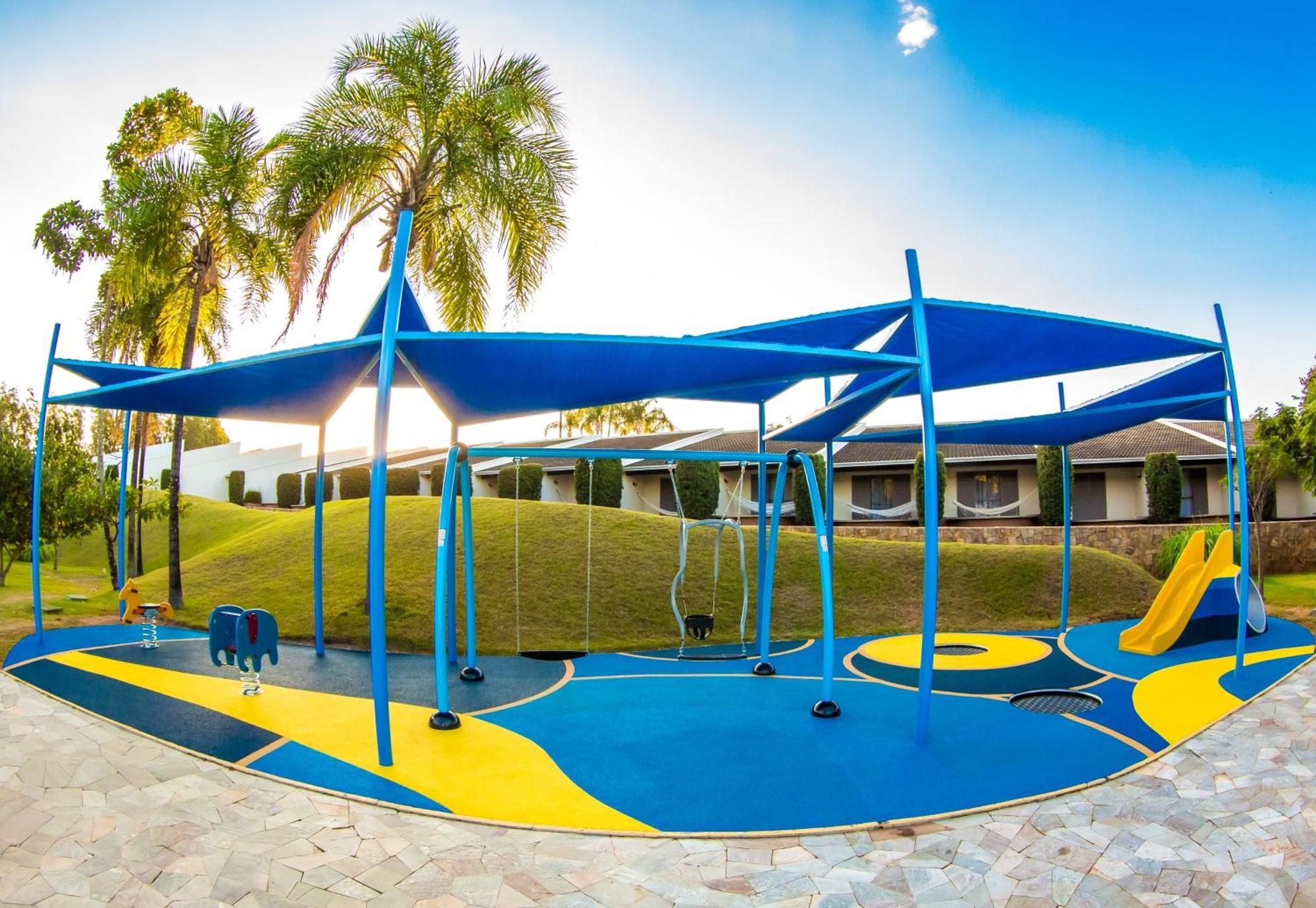 Blue Tree Thermas De Lins Resort Exterior photo Playground at the school